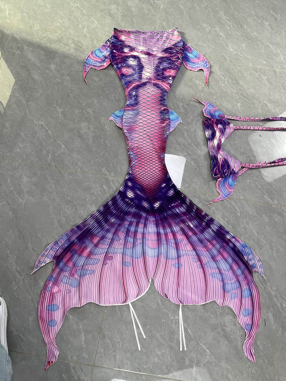 Original Color Mermaid Tail Me - Aquarium & Marine Science Center 评论和价格