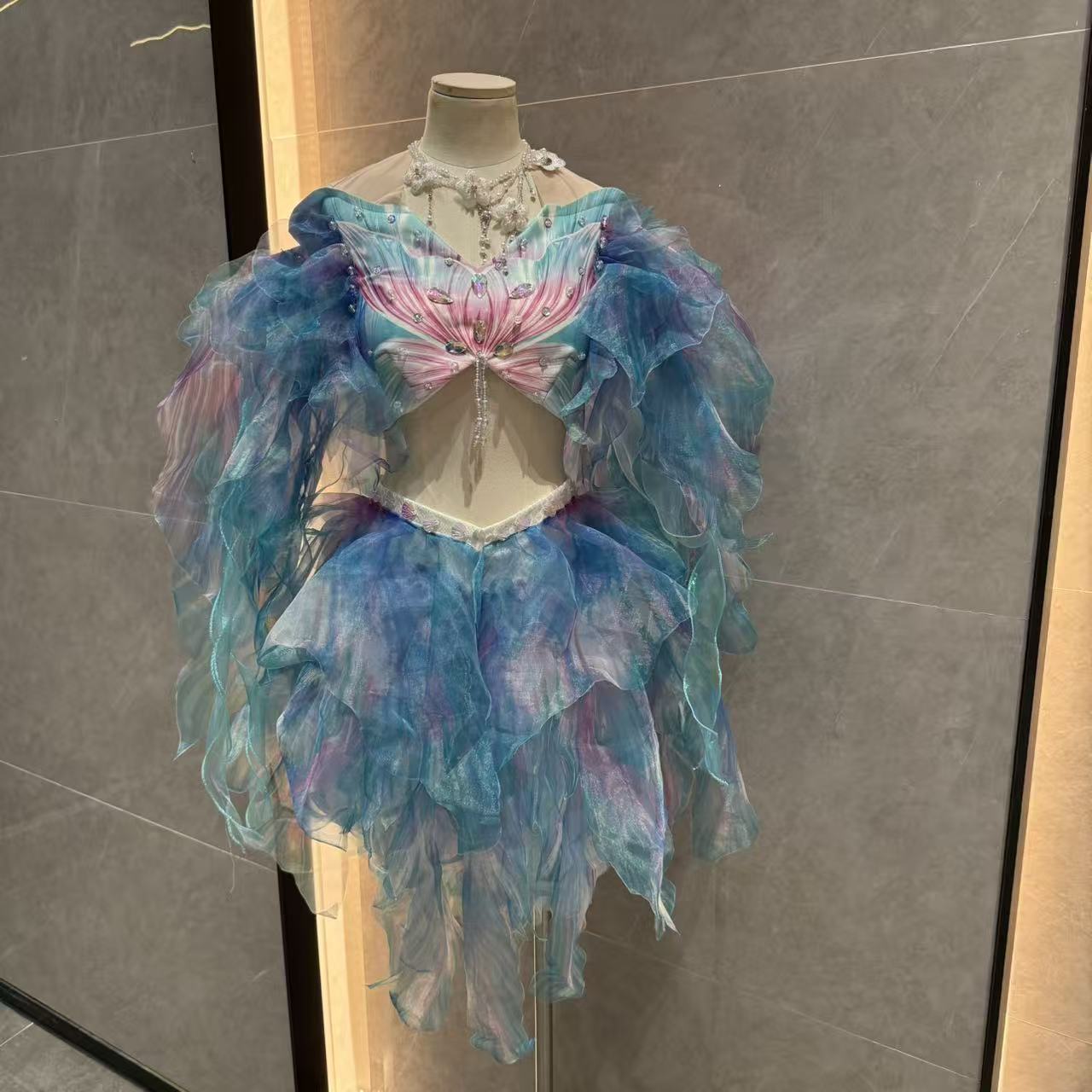 Mermaid Water Dance Skirt Prin - Aquarium & Marine Science Center 评论和价格